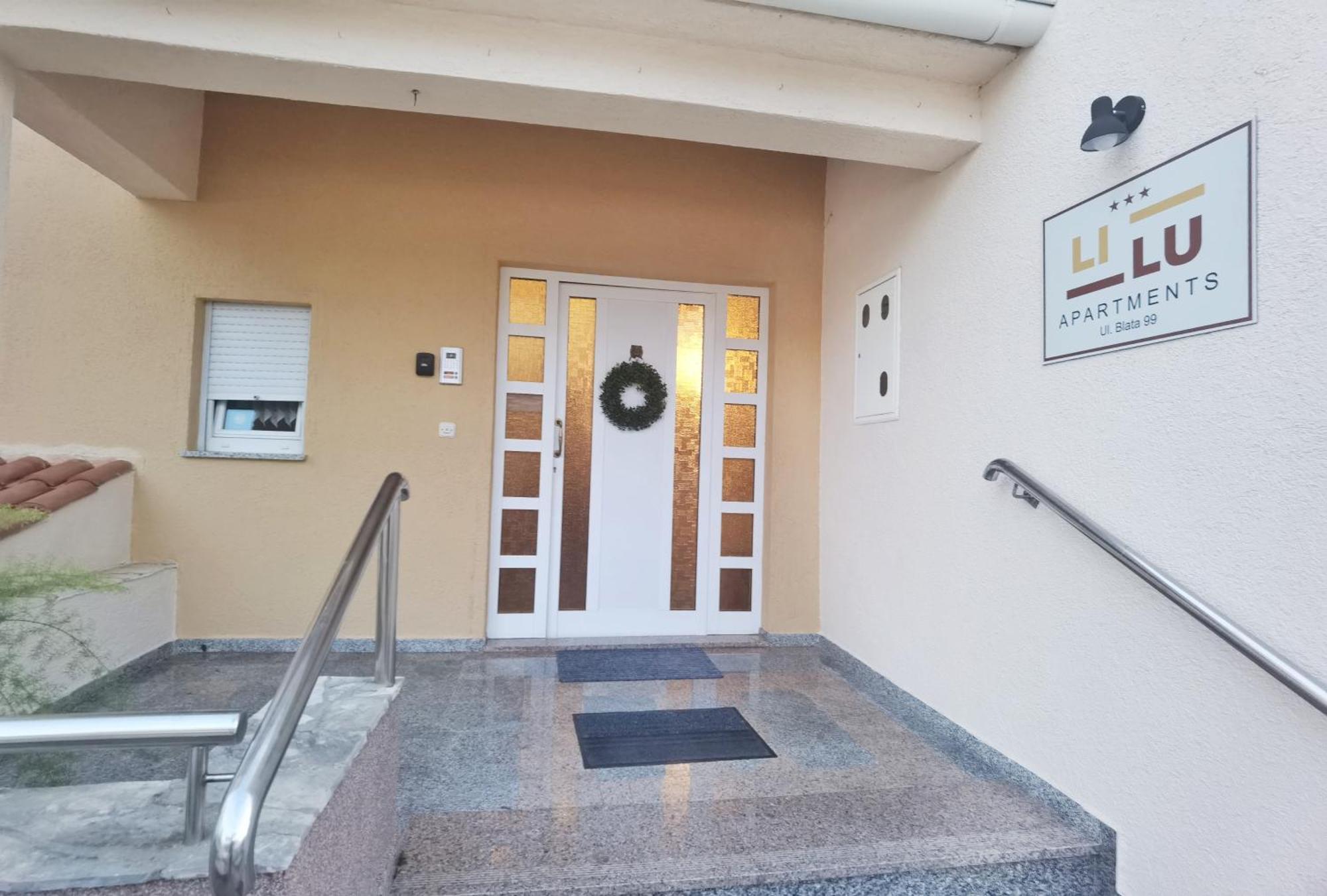 Lilu Apartments Водице Екстериор снимка